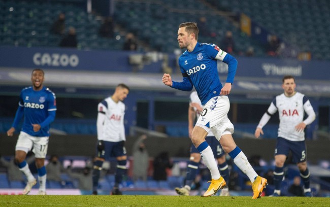 对战蒙特利 对战蒙特利